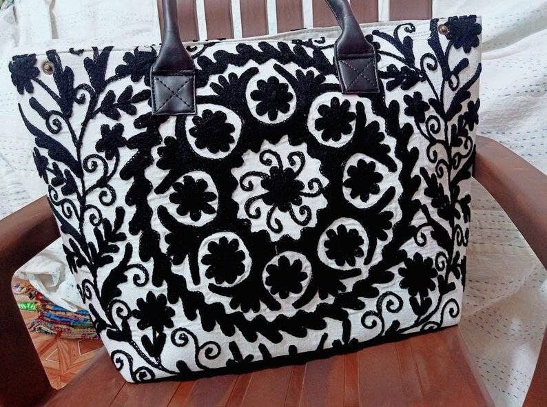 Bhawana Handicrafts - Wholesale Shoulder Bag - Women's - 5 Piece Lot, Indian Beautiful Suzani Embroidery Shoulder Bag2