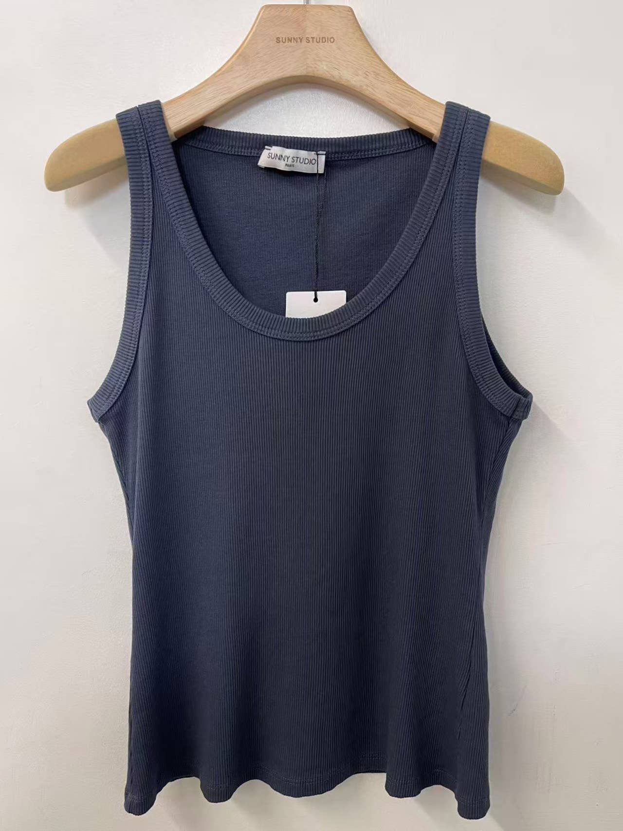 SUNNY STUDIO - Wholesale Tank Top - Women's - Women's Sleek Tank Top7