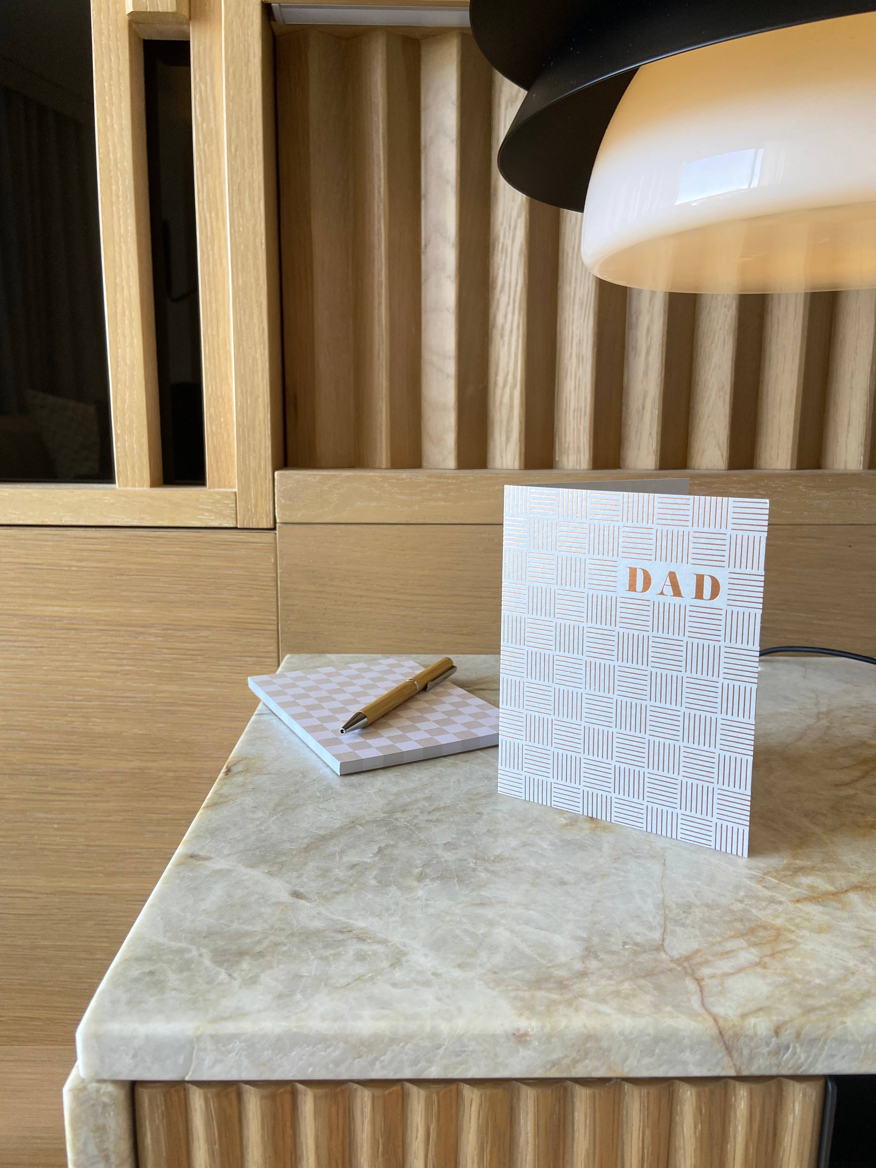 Missive – Großhandel Vatertagskarten – Moderne Papa-Karte mit Kupferkaromuster2