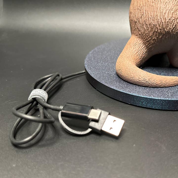 <3 Studio - Wholesale Charging Dock - Adorable Otter Phone Charger - Magnetic Wireless Charging Station Dock Holder8