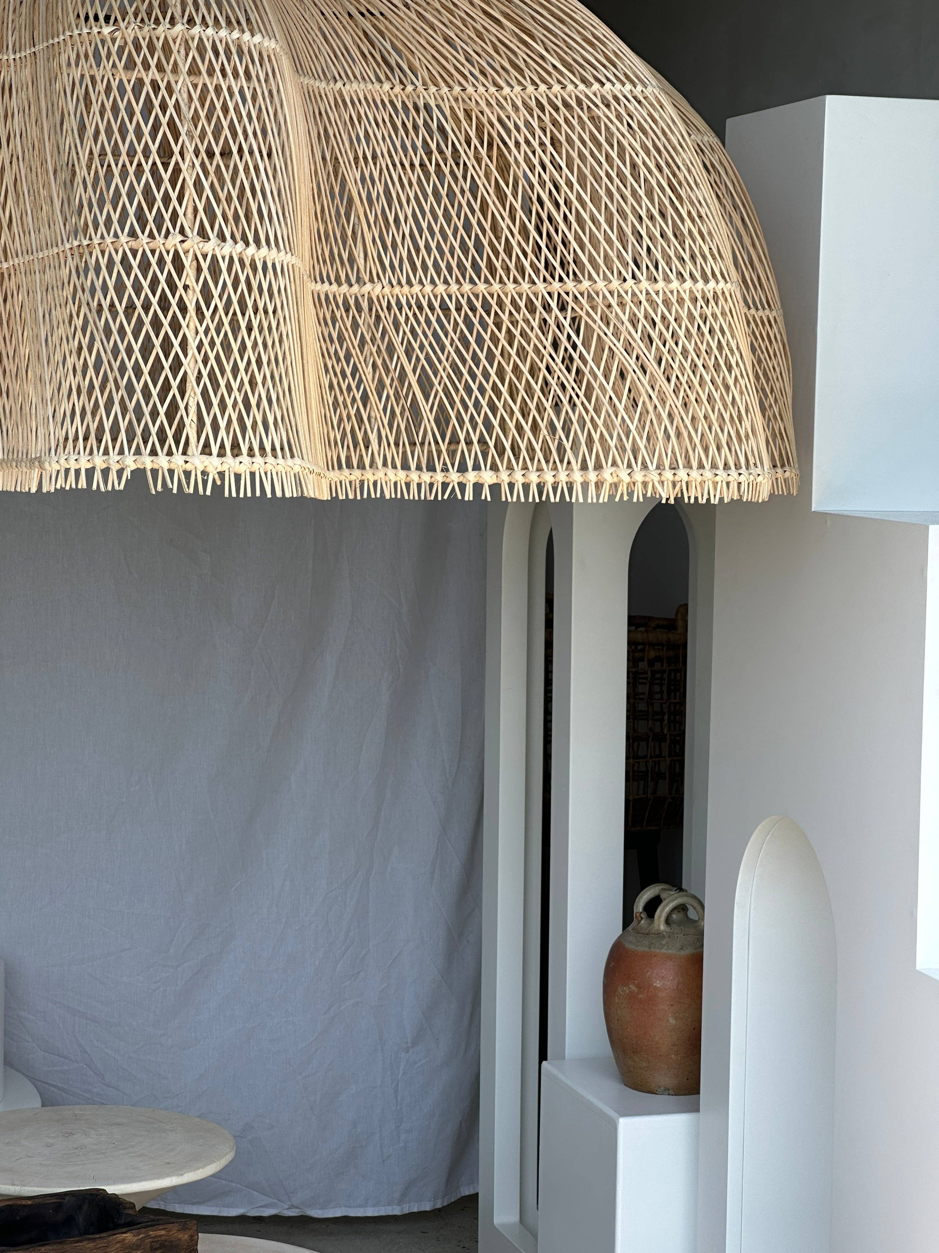 Office Objets - Wholesale Chandelier/Hanging Light - Immense rattan suspension in the shape of a flower, tulip, corolla H:1m; D:1m50108