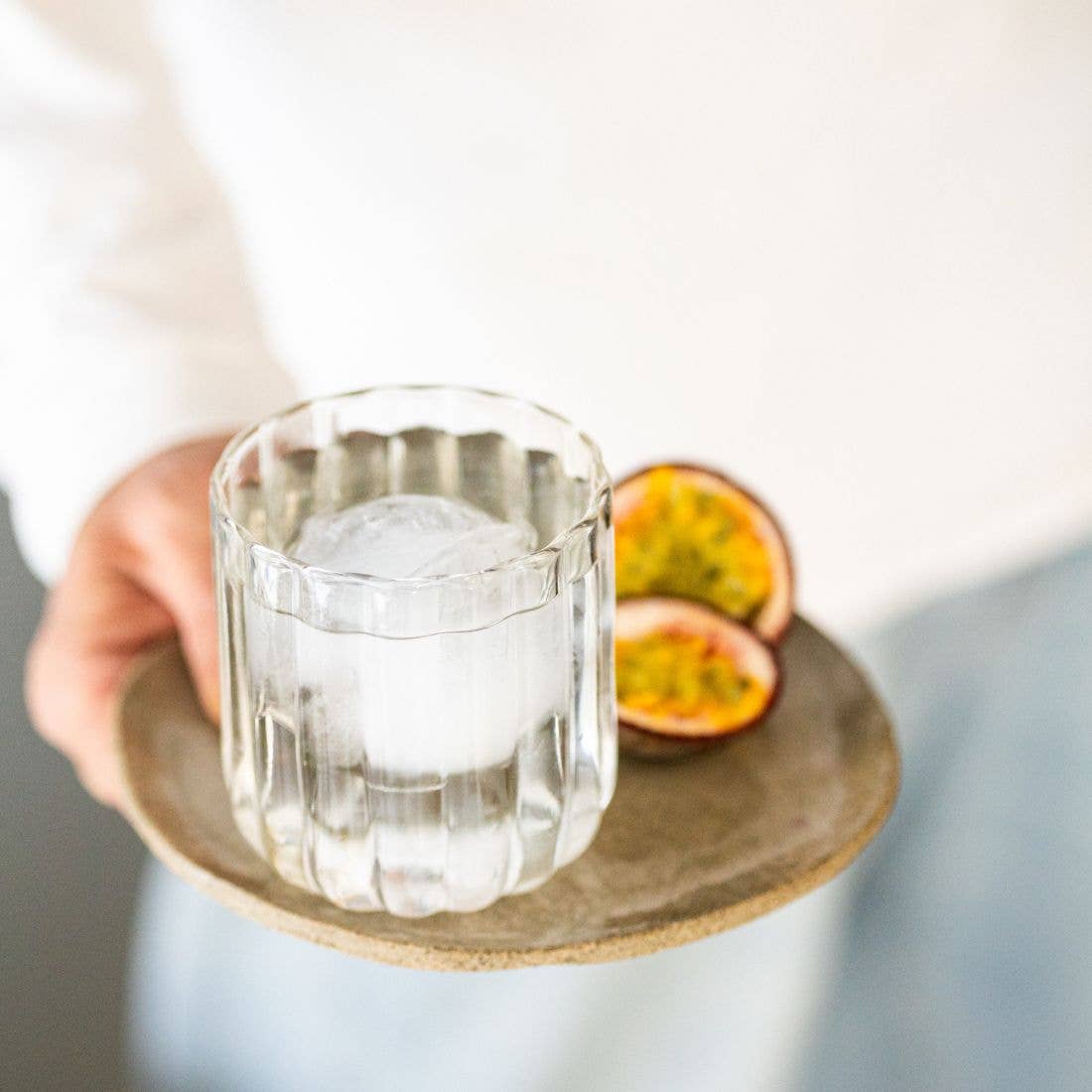 Brût Home and Glassware - Wholesale Drinking Glass/Cup - Tumbler Gaia | 35cl | Whiskey glass | Drinking glass | Clear4