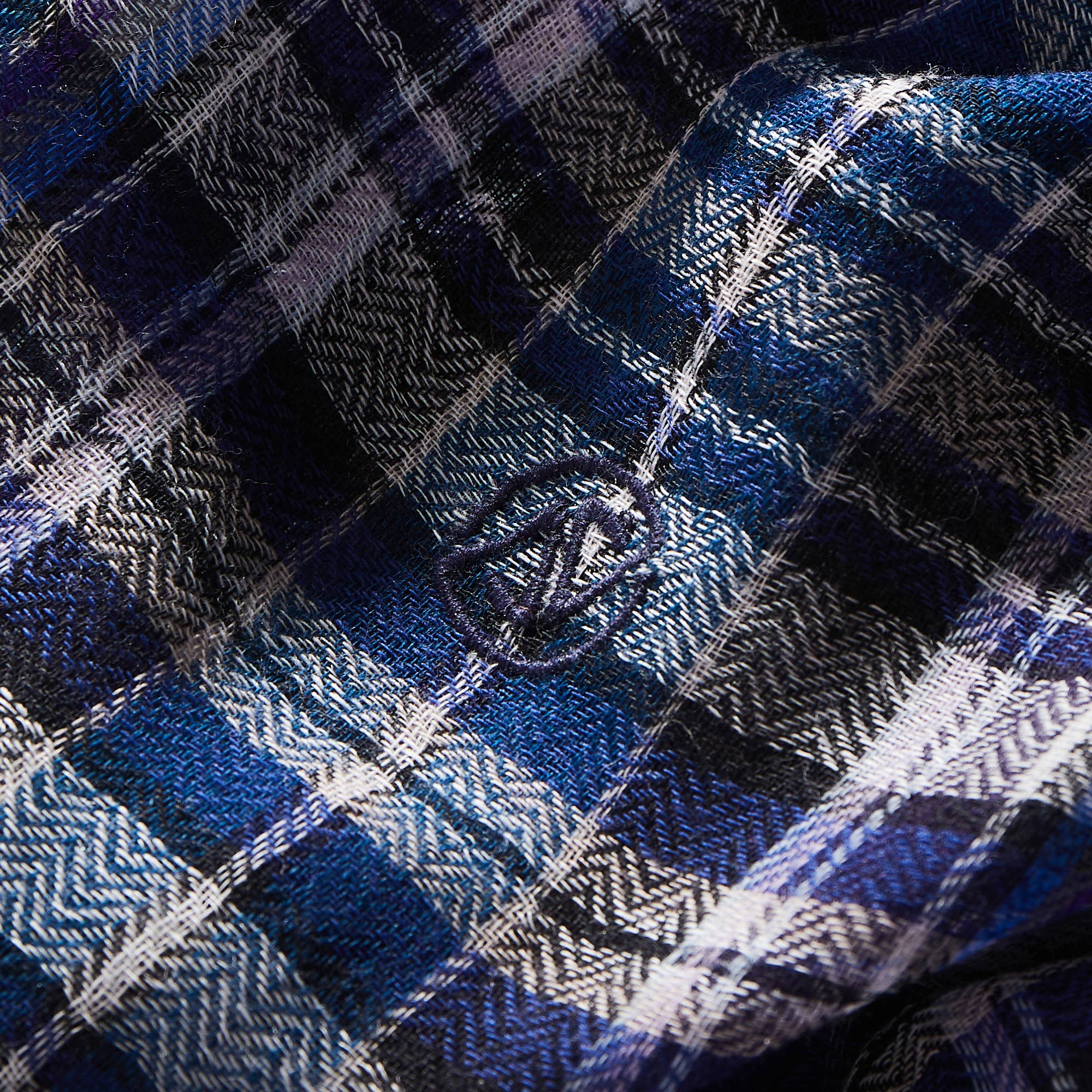AV08 PARIS - Wholesale Scarf - Men's - MEN'S CHECKED SCARF BARRA – BLUE MERINO WOOL3