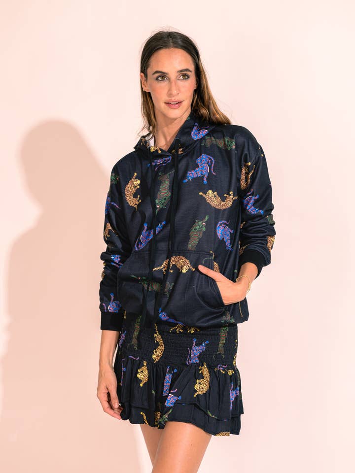 Matteo Sweatshirt Black Leo for wholesale by MY HAPPY CABAÑA