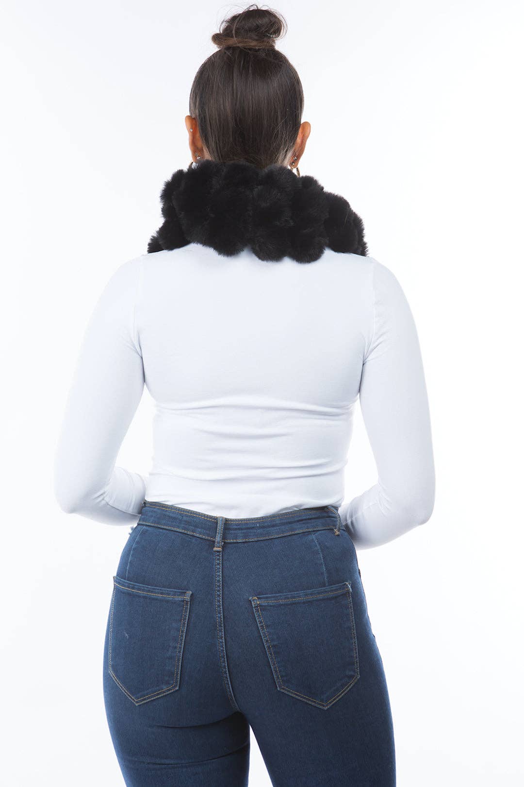 Marcus Adler - Wholesale Scarf - Women's - The Riley Scarf7