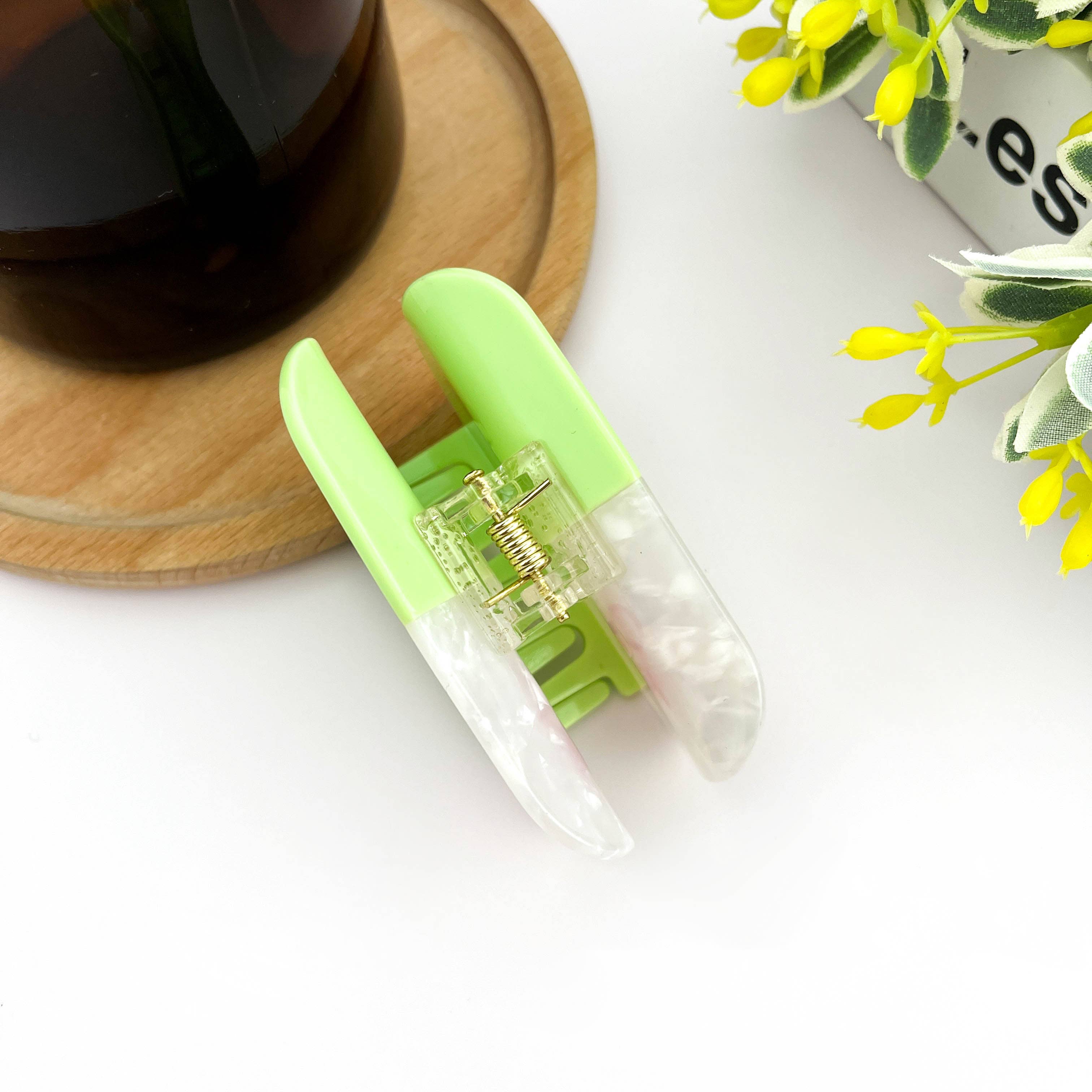 TheDivaSoap – wholesale Hair clip – Women’s – Curved Acetate Hair Clips Nurses Day Hairpin11