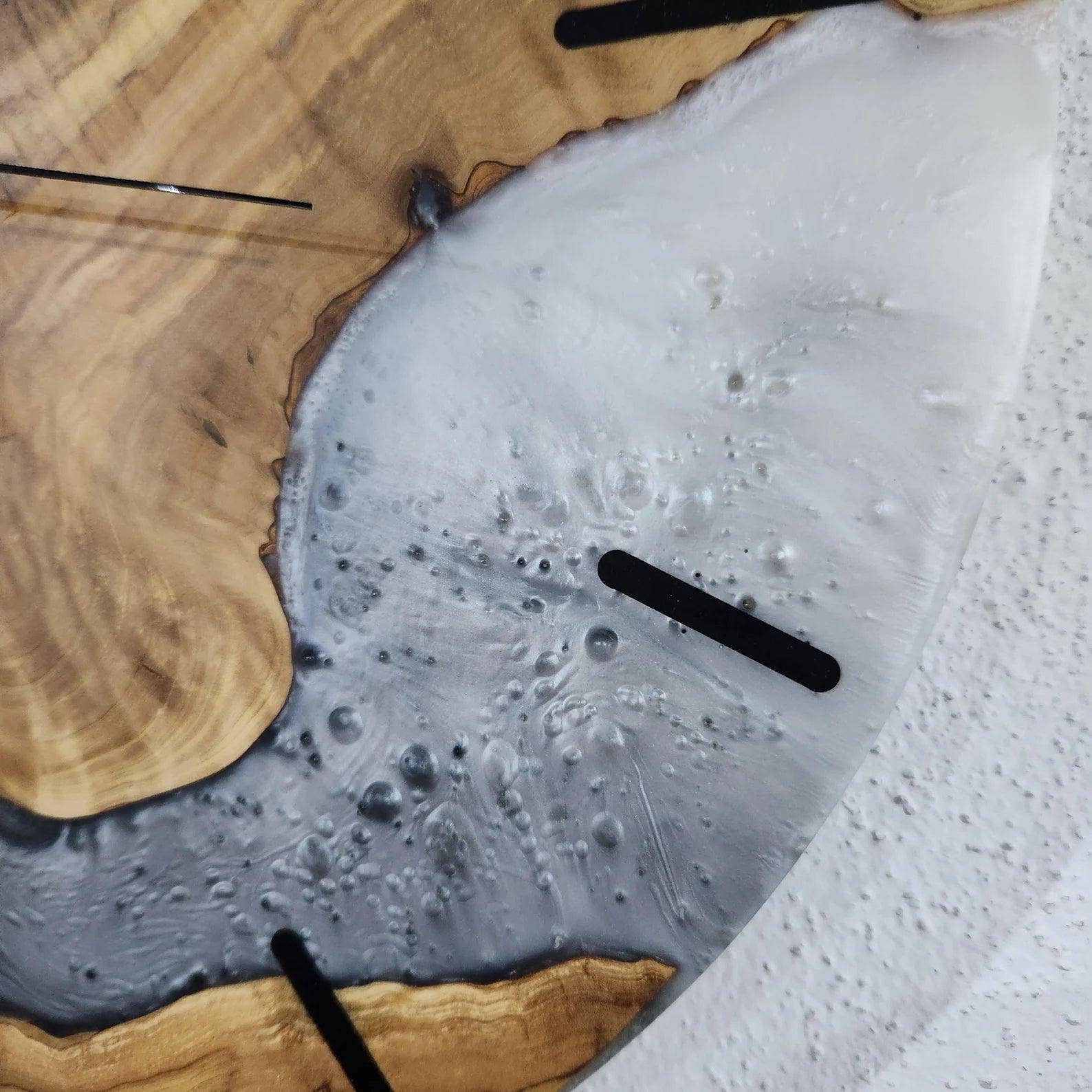 Artdesigna KG - Wholesale Wall Clock - Day and Night Timekeeper | Premium Handmade Wall Clocks4