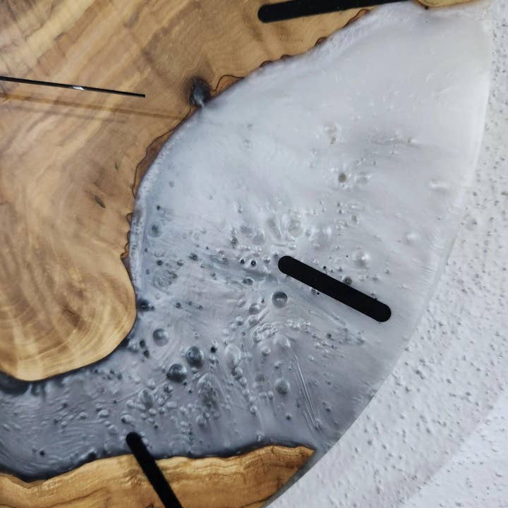 Artdesigna KG - Wholesale Wall Clock - Day and Night Timekeeper | Premium Handmade Wall Clocks4