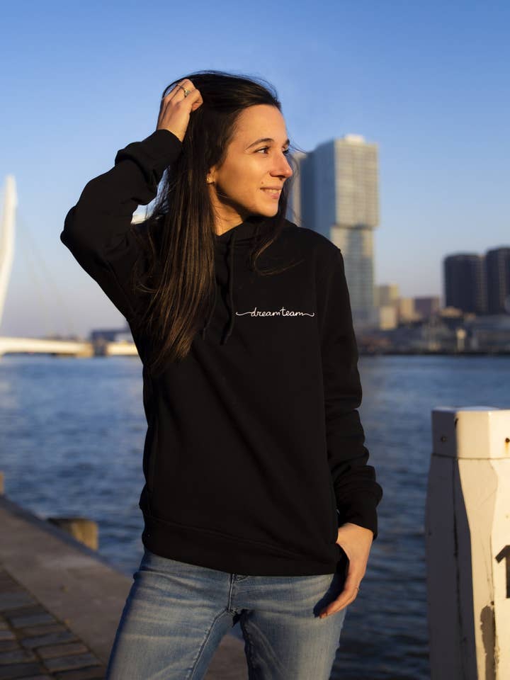 Moletom preto de algodão orgânico Dreamteam por atacado de Lilypilly