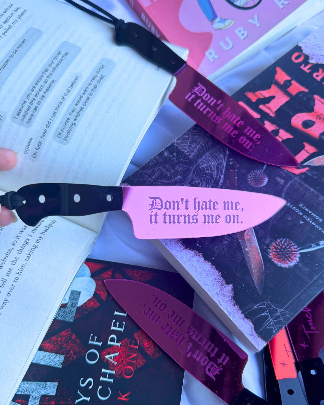 Scribbles Wholesale - Wholesale Bookmark - Don't Hate Me, Turns Me On - Pink Mirrored Knife Bookmark1