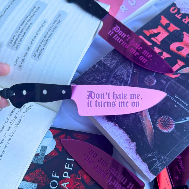 Scribbles Wholesale - Wholesale Bookmark - Don't Hate Me, Turns Me On - Pink Mirrored Knife Bookmark1