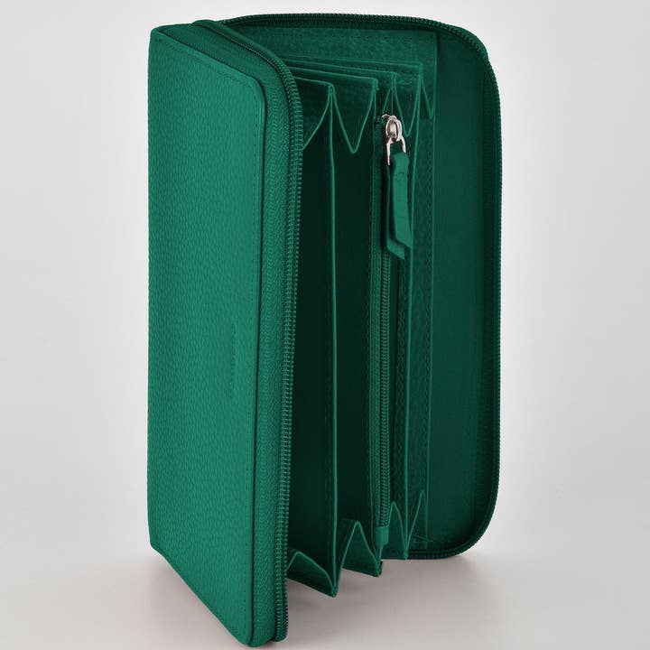 GABEE PRODUCTS - Wholesale Wallet – Women's - Creswick RFID Safe Zip Around Leather Wallet6