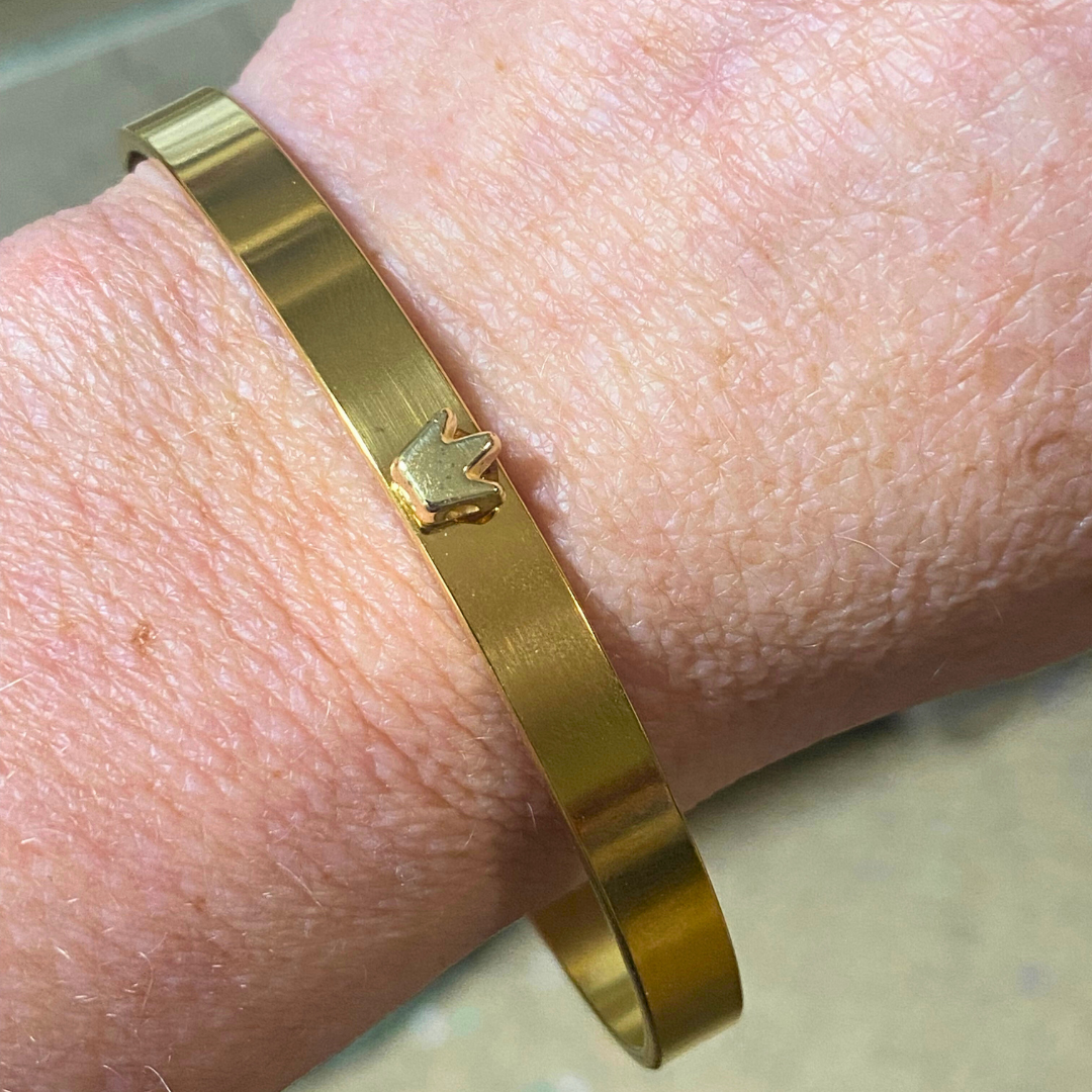 Anthologie, Co. - Wholesale Cuff Bracelet - Queen Bee Cuff Bracelet - Bee Embellished Bracelet7