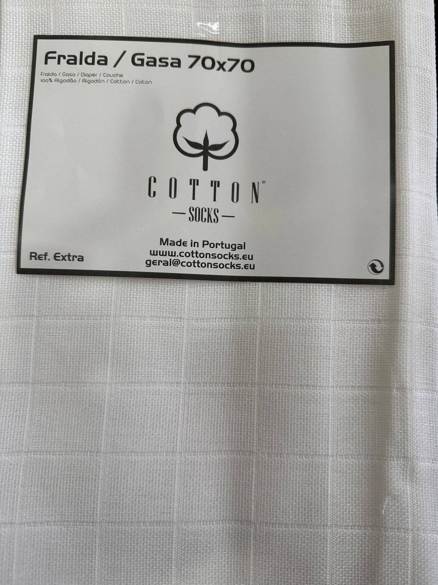 white Pack of 12 economical diapers 100% cotton 70x70 cm for wholesale on Faire1