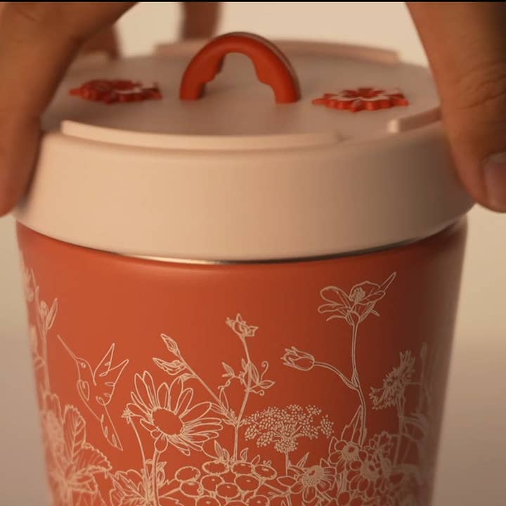 Anna's Healthy Hummingbird - Wholesale Bird Feeder - Insulated hummingbird feeder
5