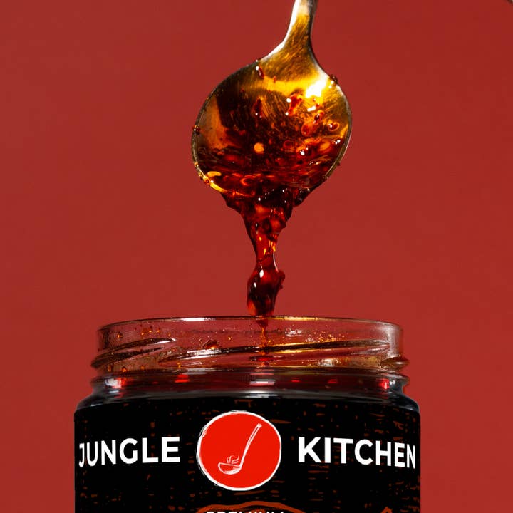Jungle Kitchen - Wholesale Hot Sauce - Extra Spicy Chili Oil1