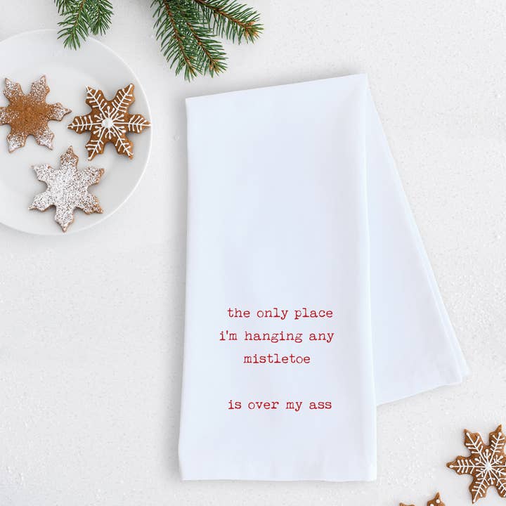 DEV D + CO. - Wholesale Tea Towel - Hanging Mistletoe - Tea Towel - Christmas Décor