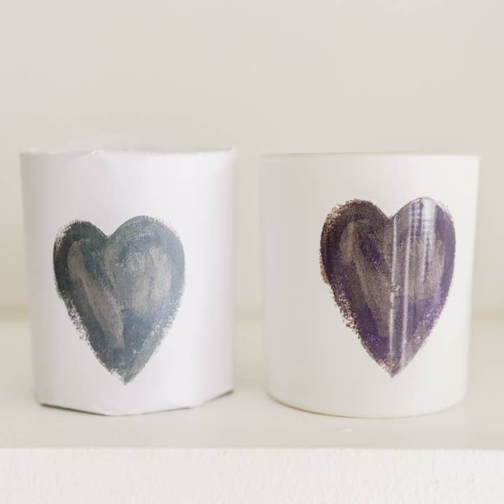 Bougie en cire de soja "Grey Heart" 10 oz pour la vente par Bungalow South