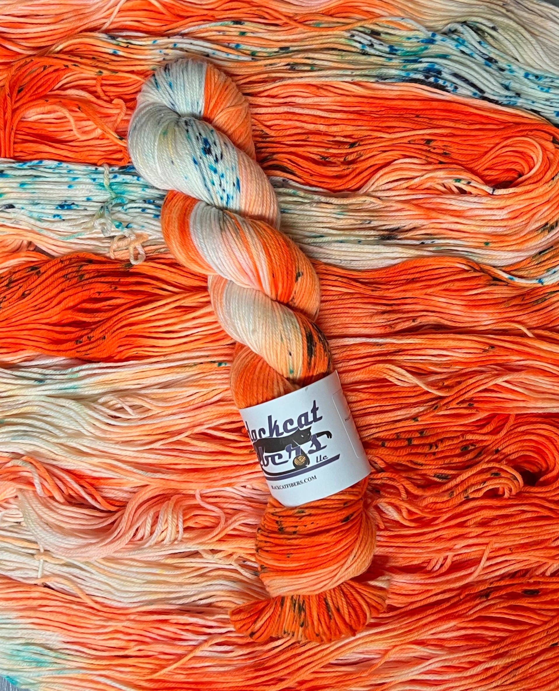 Black Cat Fibers - Wholesale Yarn - Major Tom - ESS DK0