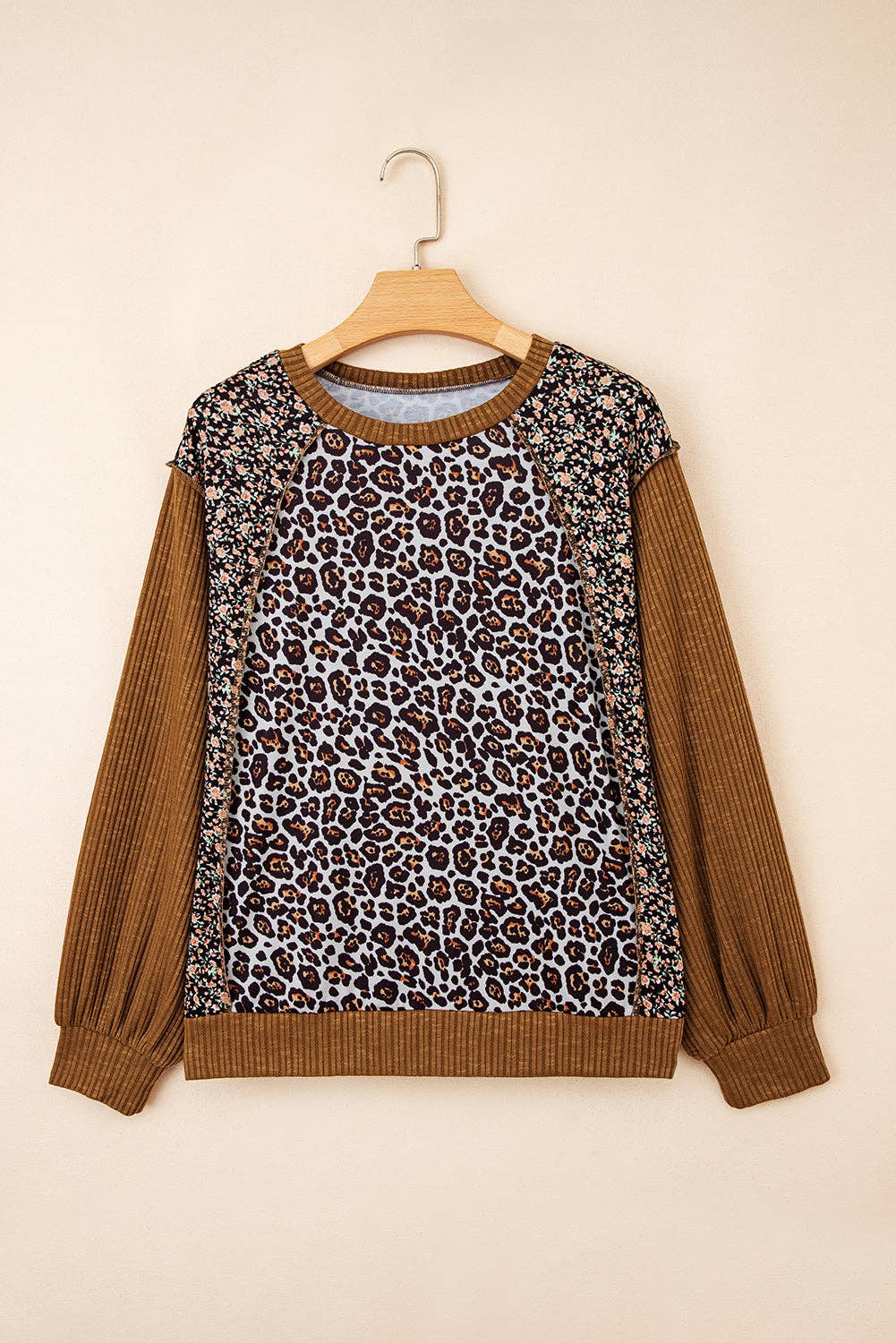 Brown Leopard Floral Patchwork Ribbed Puff Sleeve Top for wholesale on Faire4