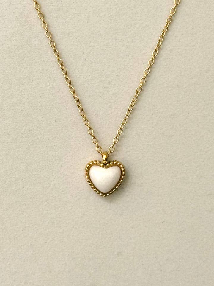 Collar con colgante de corazón de estilo vintage para venta al por mayor de Cassette Barcelona