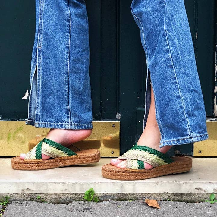 Elton mules - Havana / Nero per la vendita all'ingrosso da parte di SANS-ARCIDET PARIS