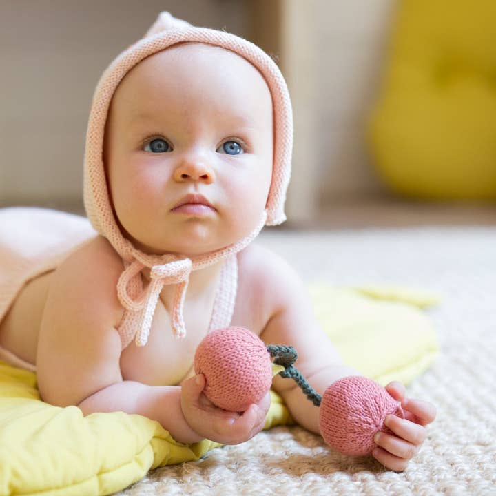 Blabla – wholesale Handheld rattle – Baby – Fruit Rattle Cherries3