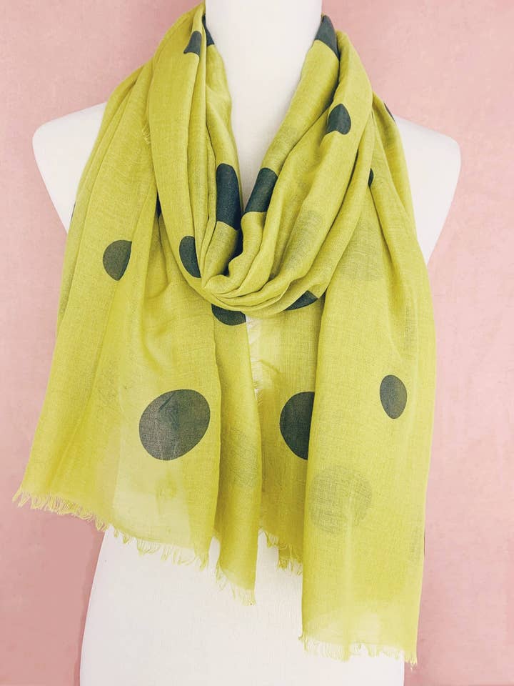 Écharpe à pois JC022594 pour la vente par JC Sunny Fashion