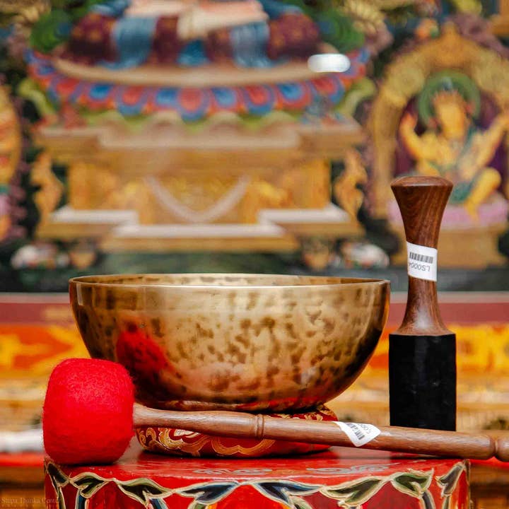 Tigela Tibetana com Gravura de Tigre: Um Sino do Himalaia | Tigela de Meditação por atacado de Boudha Stupa Thanka Centre