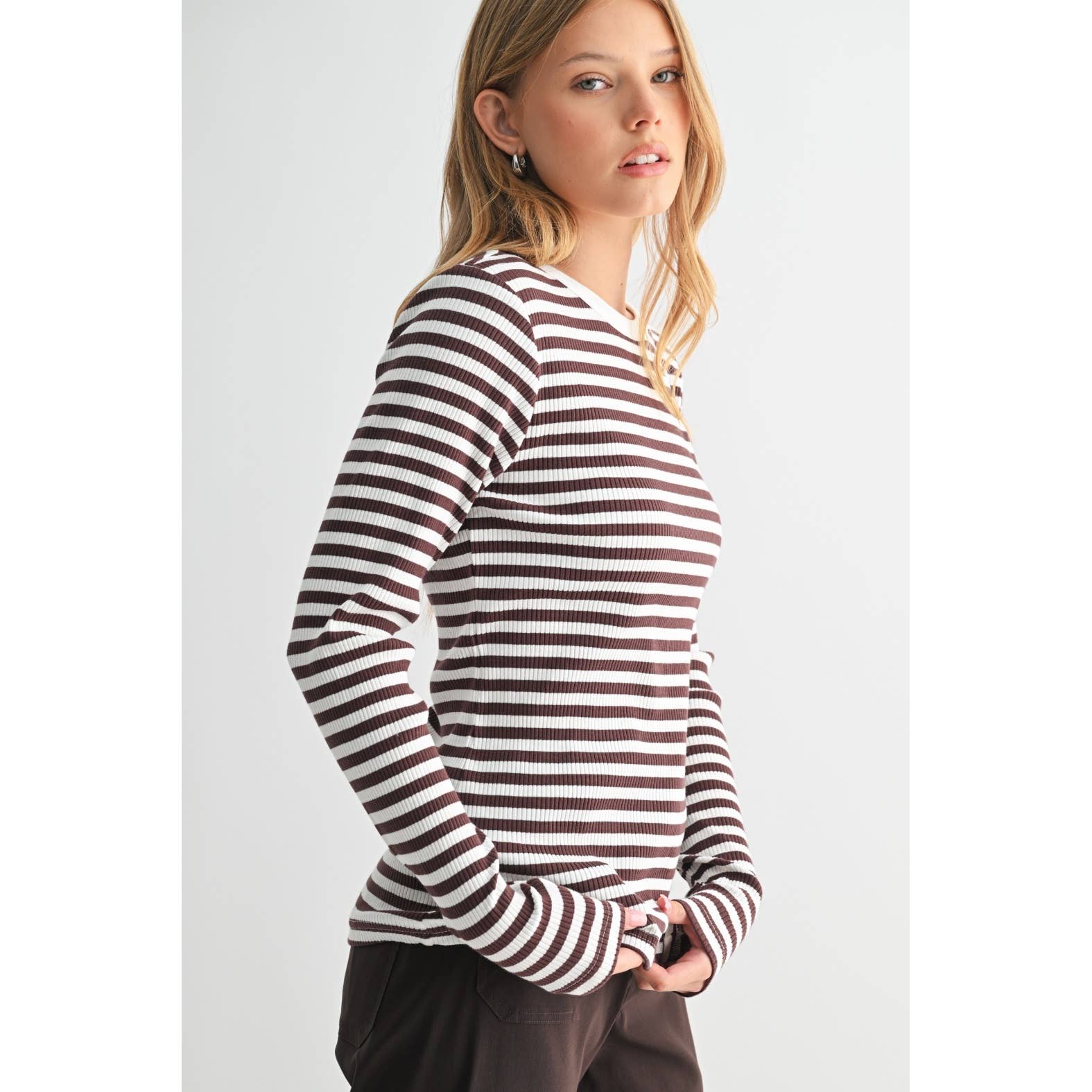 FUN2FUN – Top de malha - Mulher por atacado – TOP DE MALHA DE MANGA COMPRIDA A RISCAS24