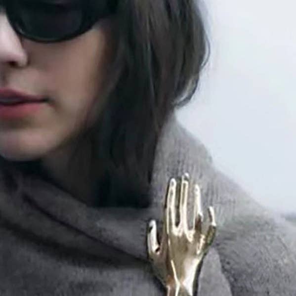 UZ Wholesale Store – Engroshandel Broche – Geometrisk broche i ensfarvet design0