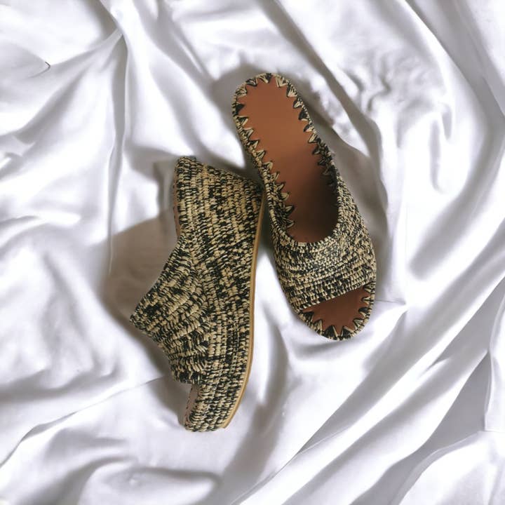 Berberparadise - Wholesale Sandals - Women's - Moroccan Sandales Raffia naturelles1