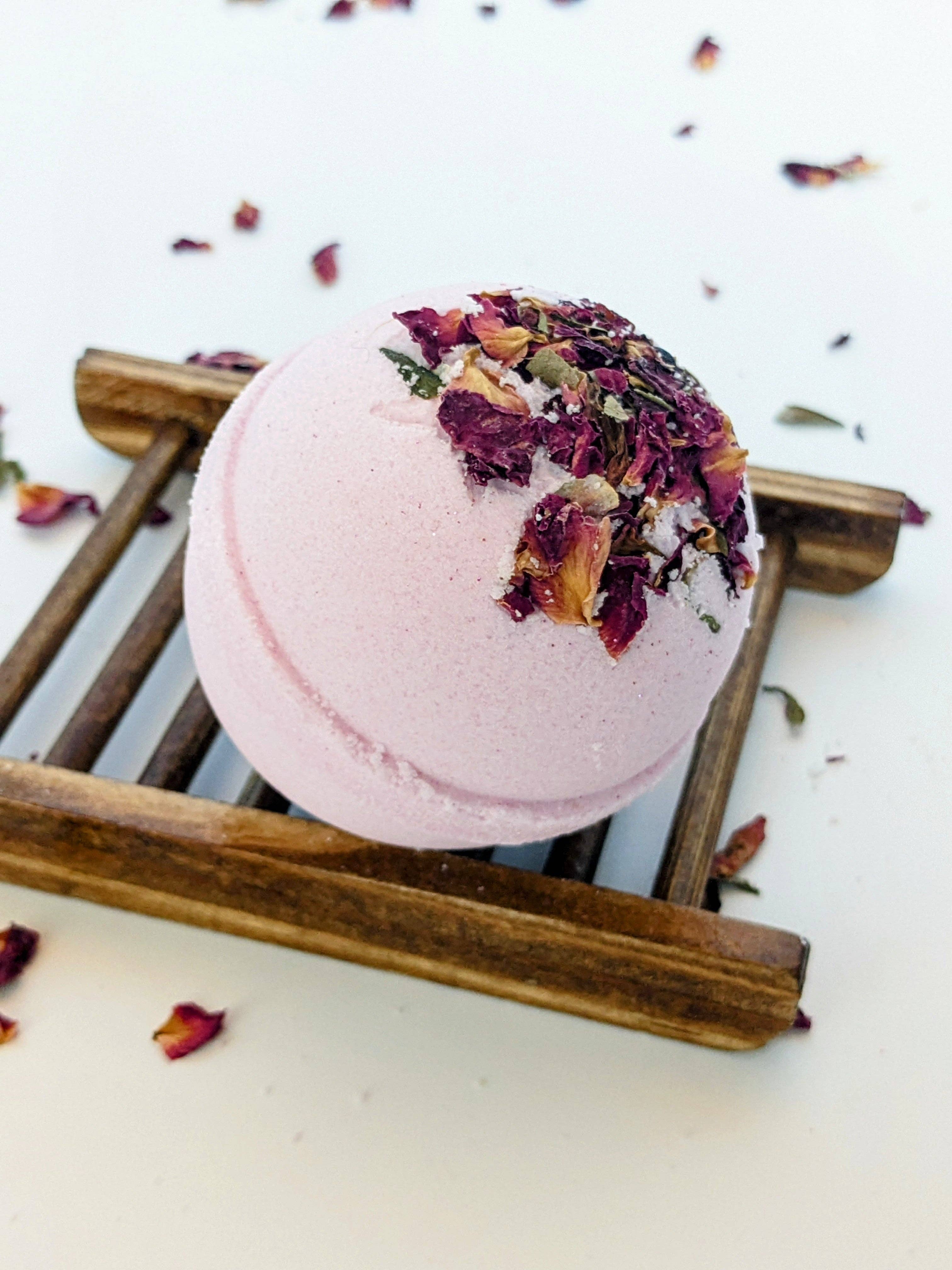 Beachy Bubbles Bath Co - Wholesale Bath Bomb/Fizz - Love Letter Bath Bomb3