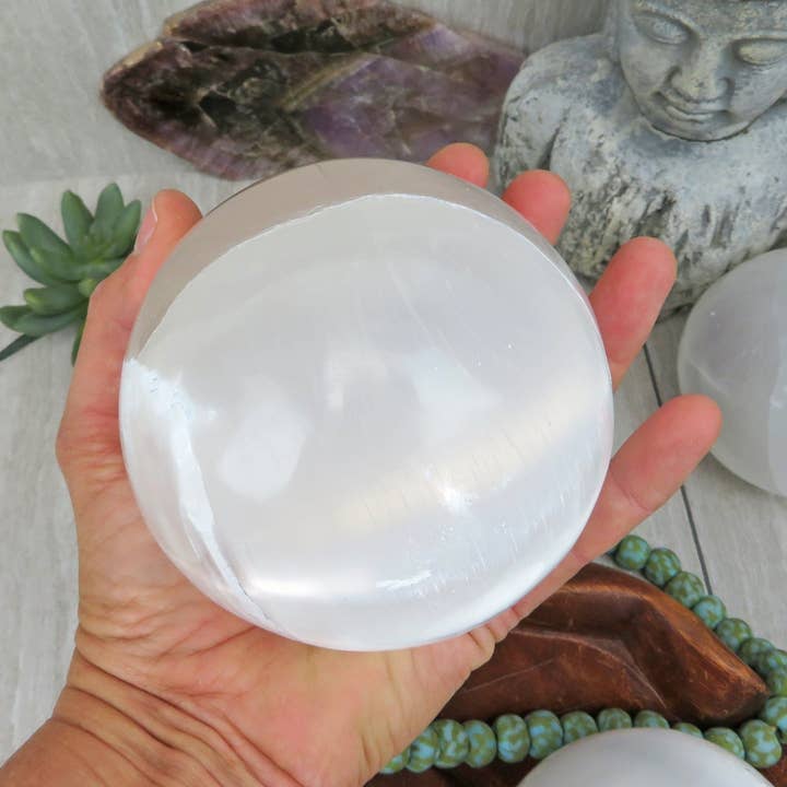 Rock Paradise - Wholesale Spiritual Stone/Crystal - Selenite Sphere - White Orb - Healing Crystals Chakra Gemsto