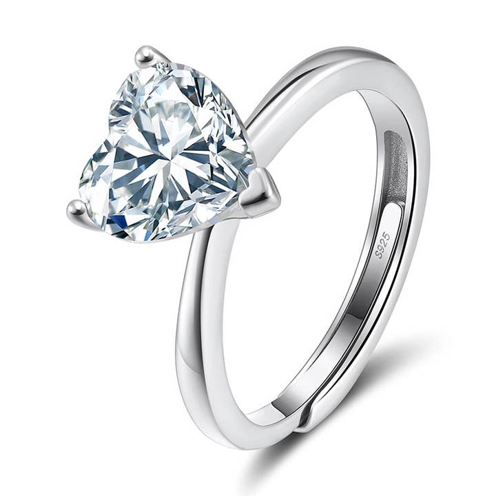 Bague de mariage en argent sterling 925 en forme de cœur avec zircon blanc pour la vente par Gioiellin - S925 Silver Jewelry