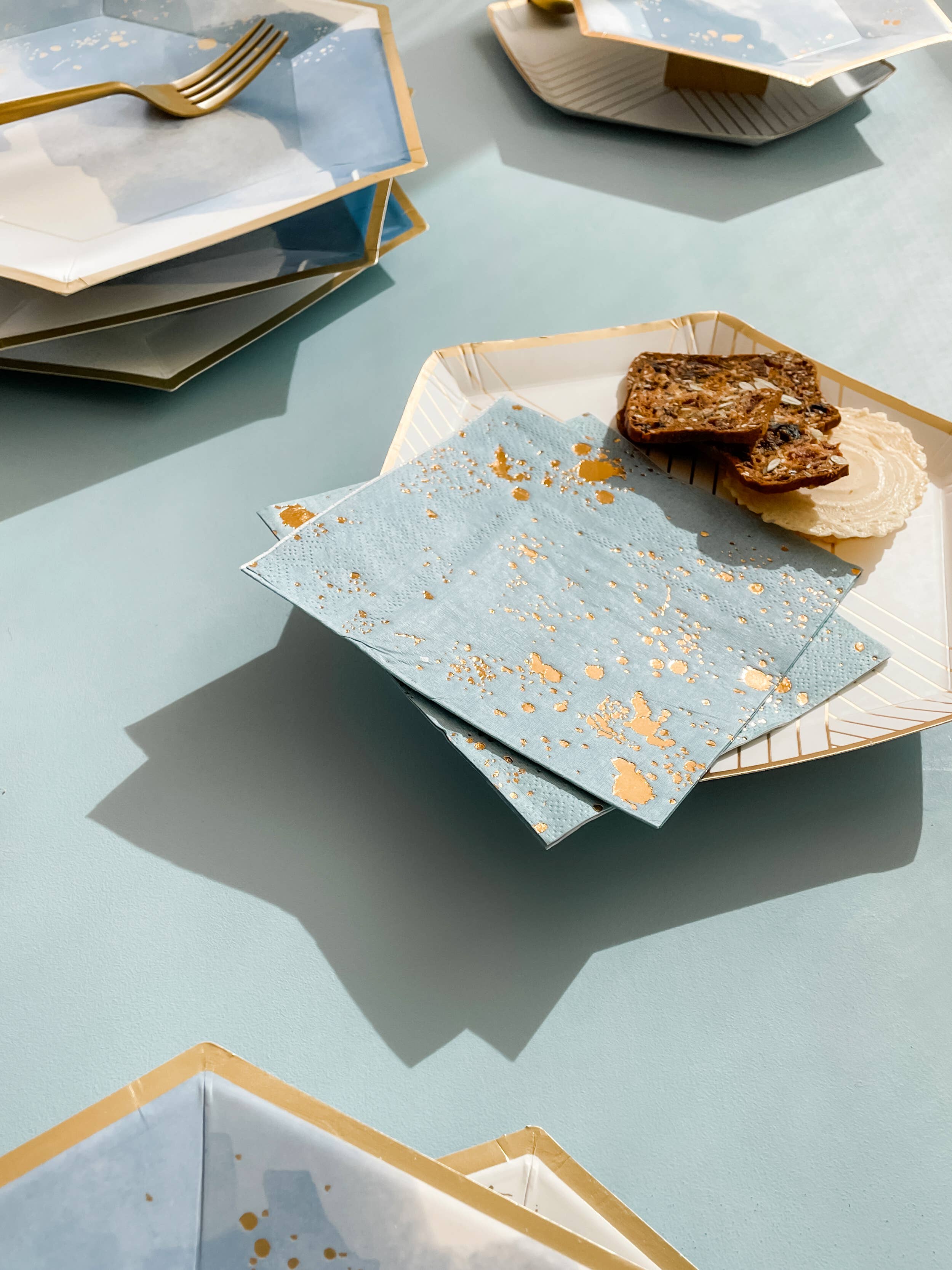 Harlow & Grey – Engroshandel Engangsserviet – Malibu - Blå akvarel cocktailpapirservietter8