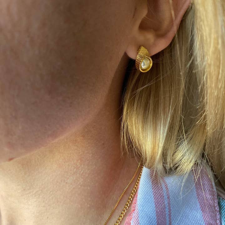 GoldFi - Wholesale Jewelry Set - 18k Gold Filled Wrap Pearl Jewelry Set4