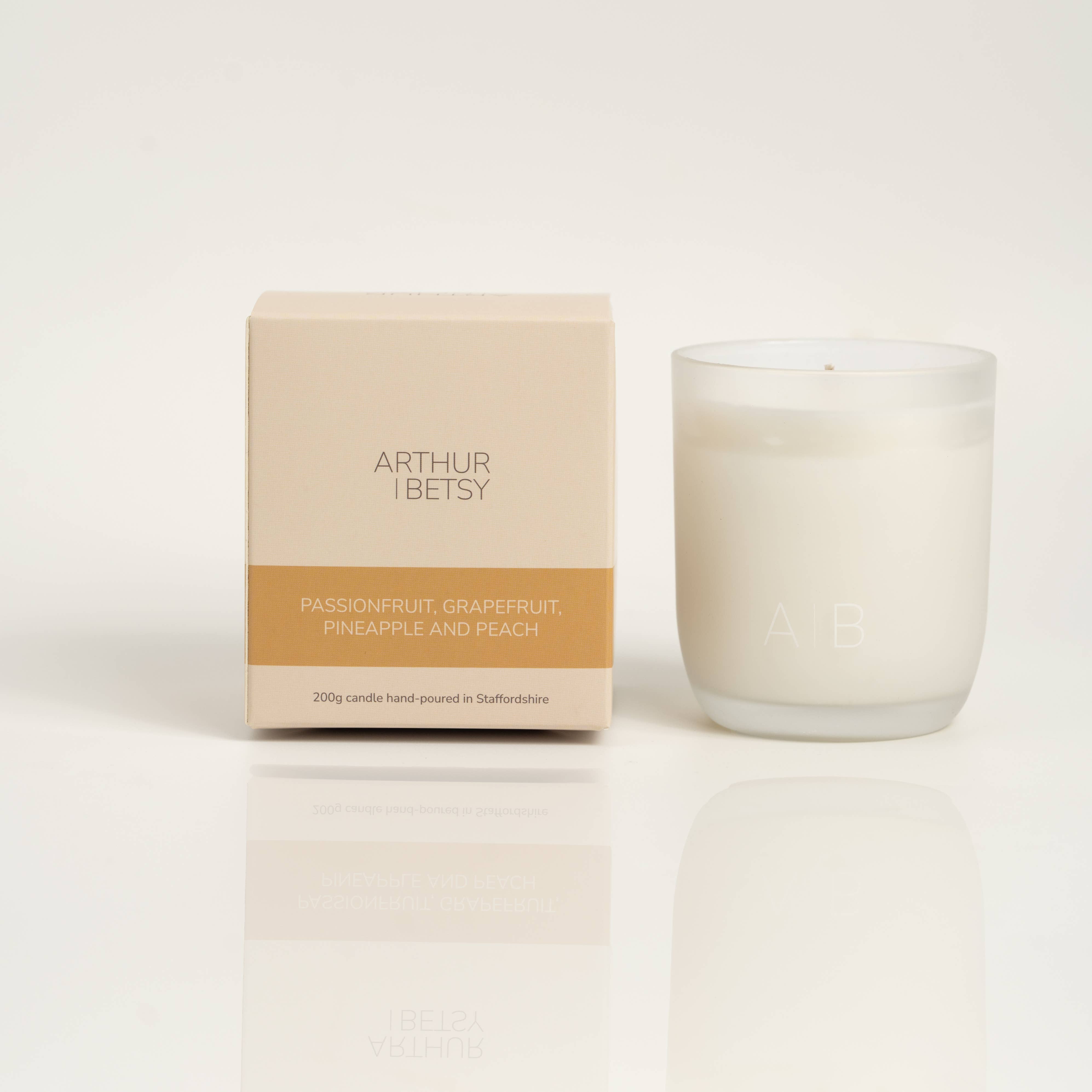 Arthur Betsy – wholesale Jar/filled candle – Frosted candle jar - passionfruit, pineapple and peach 200g