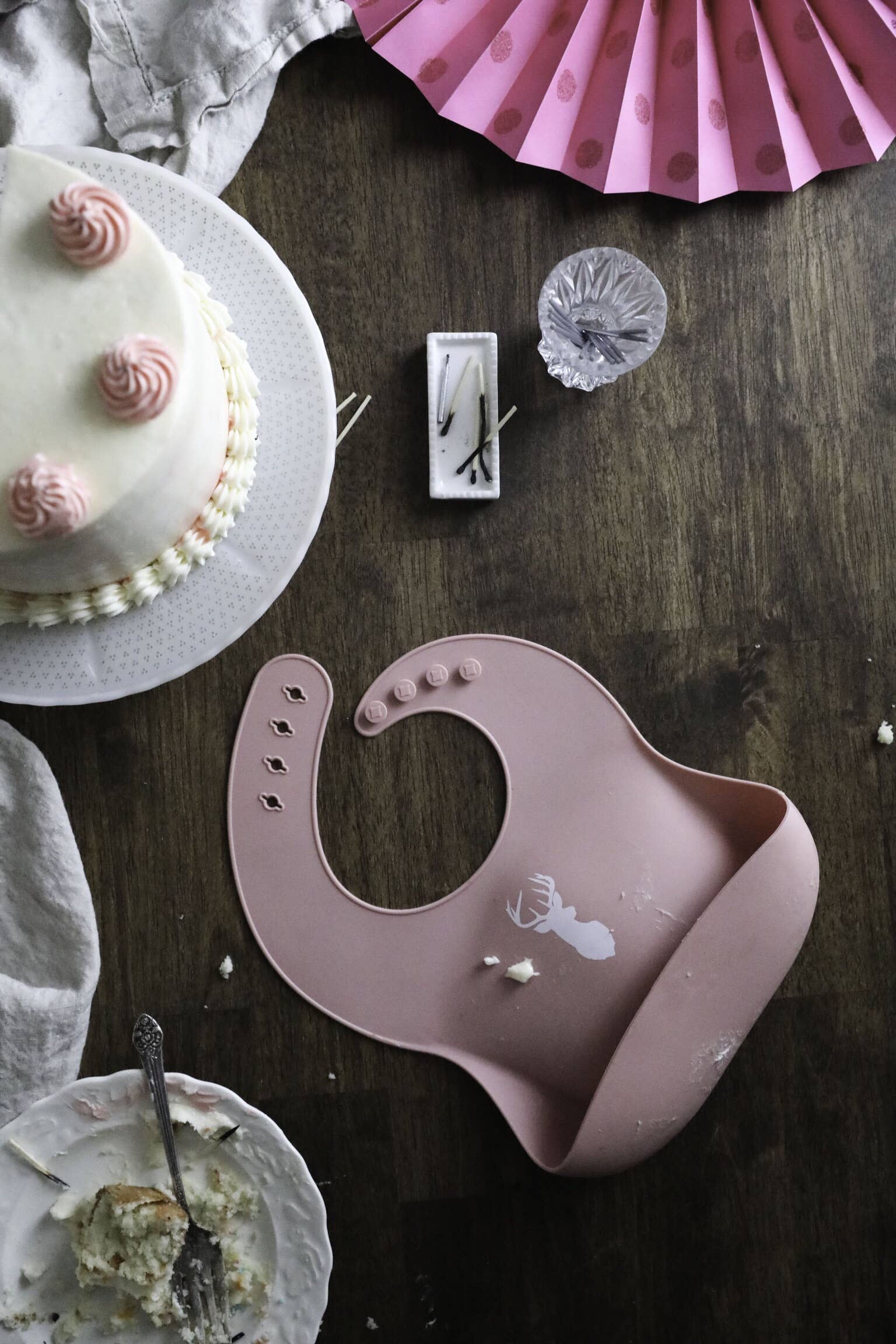 Little Knight - Vendita all'ingrosso Bavaglino - Neonati - Bavaglino con silhouette di cervo rosa12