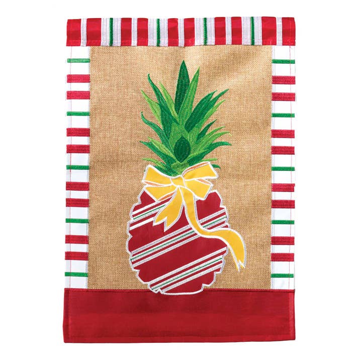 😲 Pineapple Burlap Garden Flag for wholesale by Magnolia