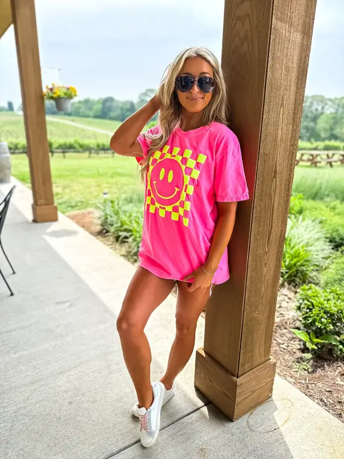birdie - Wholesale T-shirt met print - Dames - Neonroze Geruite Smiley Puff Graphic TEE3