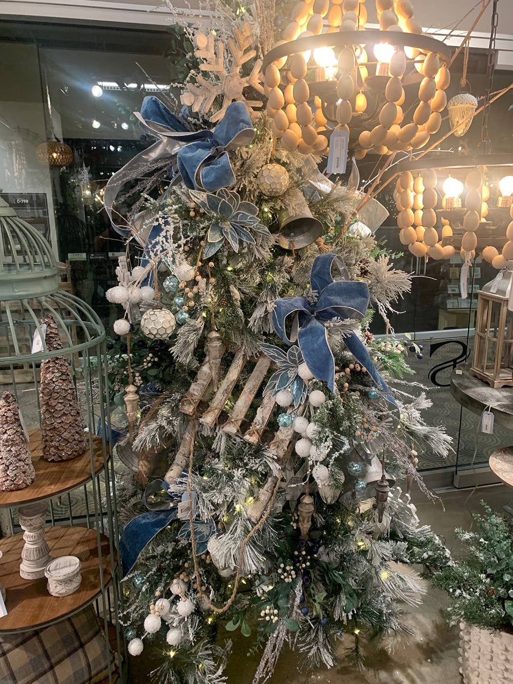 A&B Home Group Inc. – wholesale Christmas decoration – 26" Faux White Berry Spray1