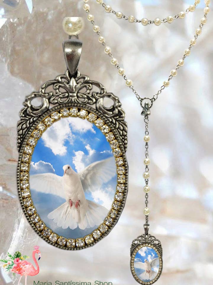 Rosario dello Spirito Santo, ciondolo a forma di medaglia cristiano religioso, fatto a mano per la vendita all'ingrosso da parte di MariaSantissimaShop