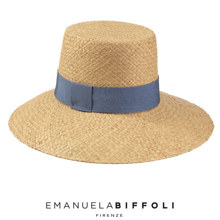 Stråhatt Bon-Ton med blått sidenband för wholesale av EMANUELA BIFFOLI FIRENZE