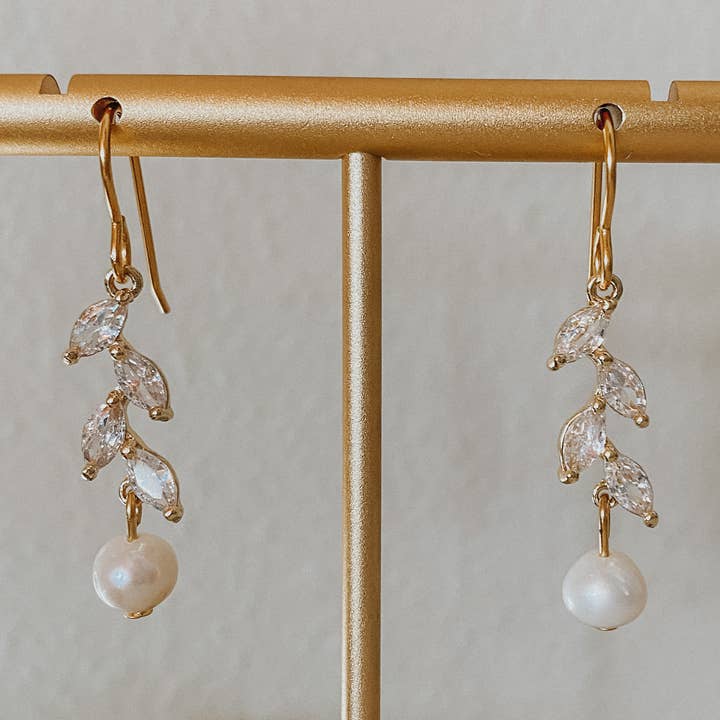 Clay & Fern Co. - Wholesale Dangle Earrings - Pearl Earrings - Gold Filled Wedding Jewelry0