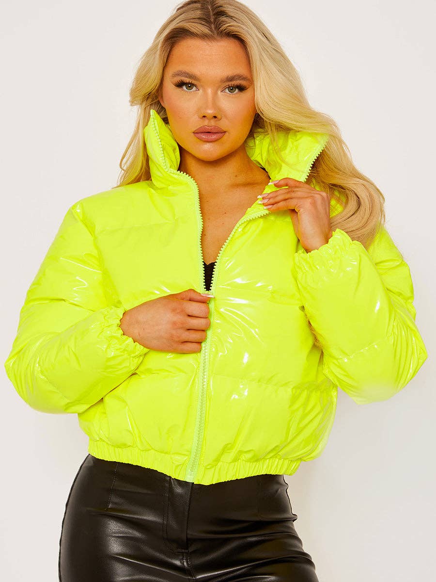 Stylewise Direct – wholesale Puffer jacket – Women’s – PVC Leather Cropped Puffer Jacket5