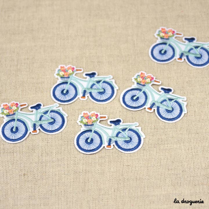 LA DROGUERIE – wholesale Lapp – Blommigt cykelmärke 61 mm