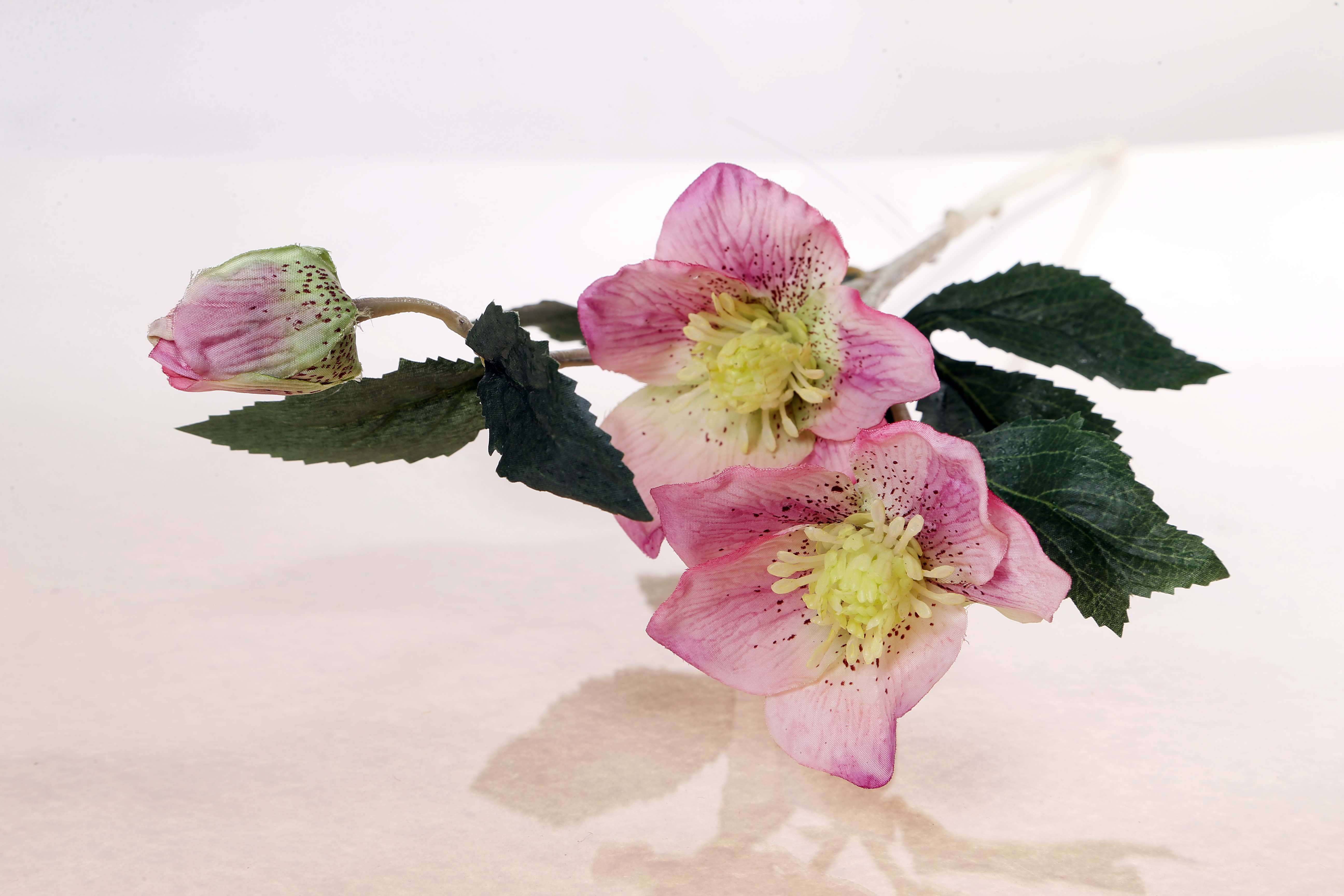 Mezu Silk Flowers - Wholesale Artificial Flowers - Artificial Pale Pink Hellebores1