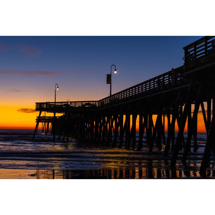 L'emblématique jetée de Pismo Beach en Californie au coucher du soleil | Impression d'art pour la vente par Richard Miles Photos