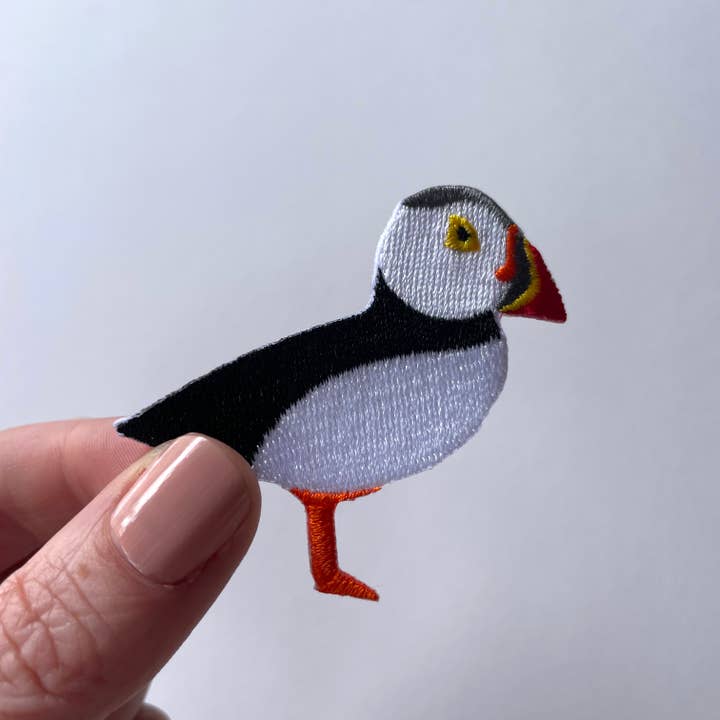 Chameleon & Co UK Ltd – wholesale Patch – Puffin Embroidered Iron-On Patch
